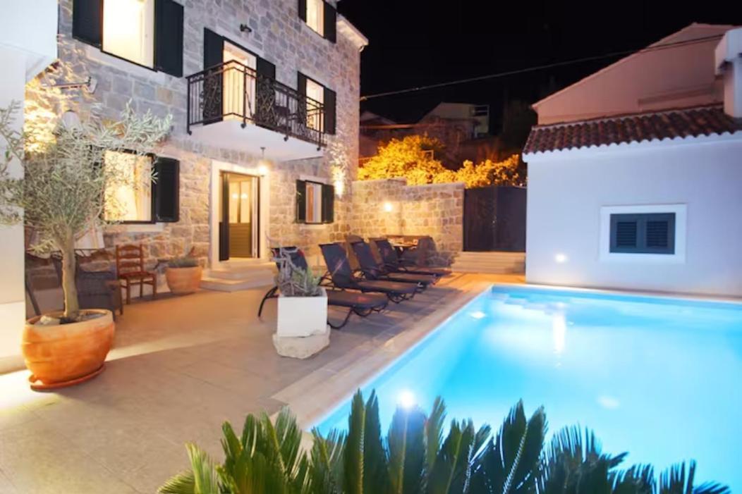 Villa Filipetti With Heated Pool Makarska Extérieur photo