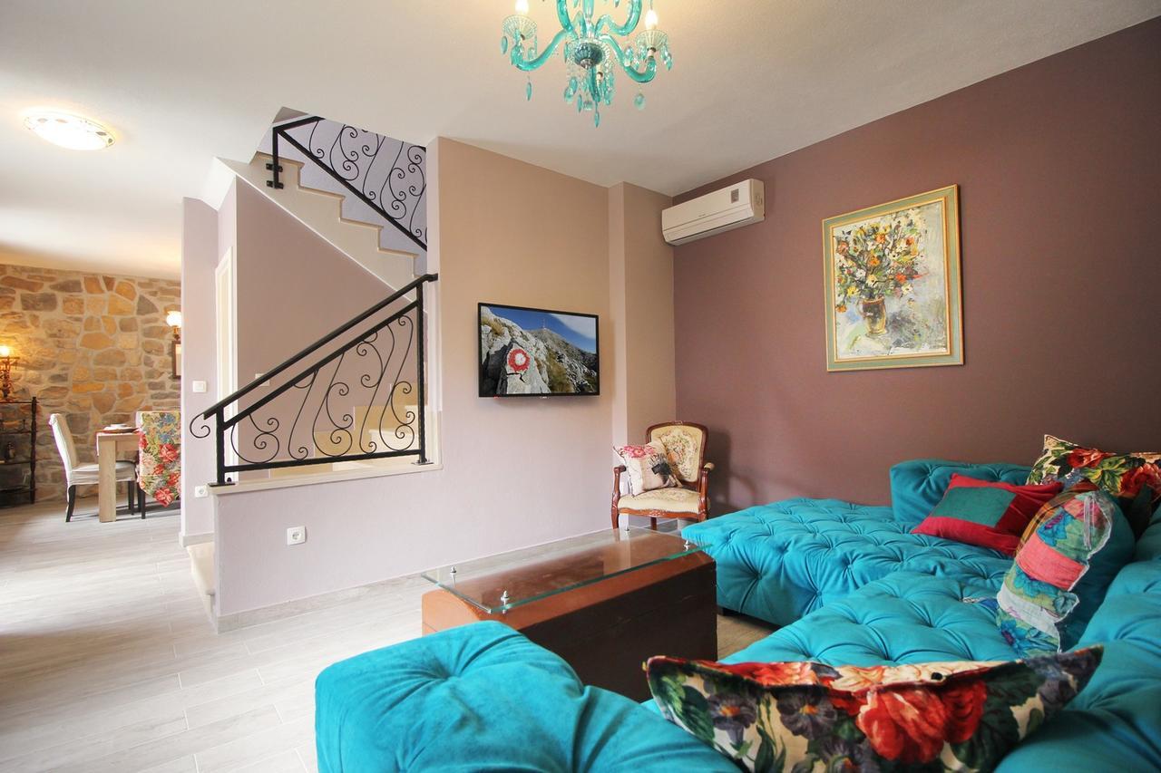 Villa Filipetti With Heated Pool Makarska Extérieur photo