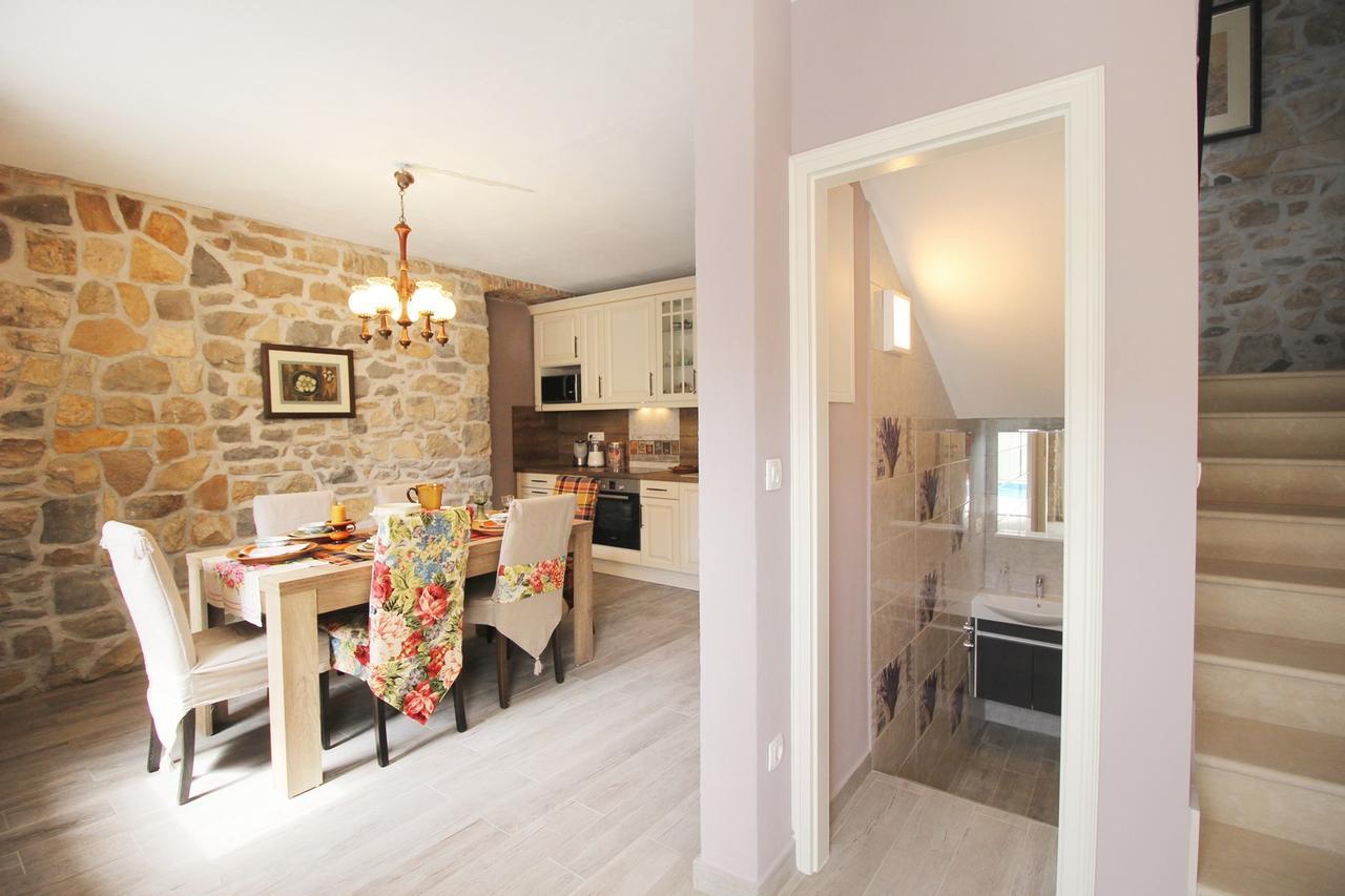Villa Filipetti With Heated Pool Makarska Extérieur photo